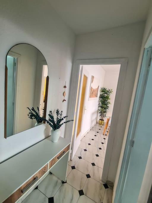 Nice Beachside 2-Bd Apt Near Barcelona 库尼特 外观 照片