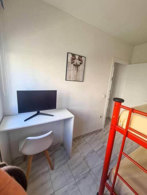 Nice Beachside 2-Bd Apt Near Barcelona 库尼特 外观 照片