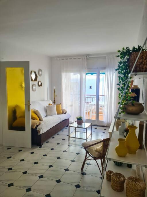 Nice Beachside 2-Bd Apt Near Barcelona 库尼特 外观 照片